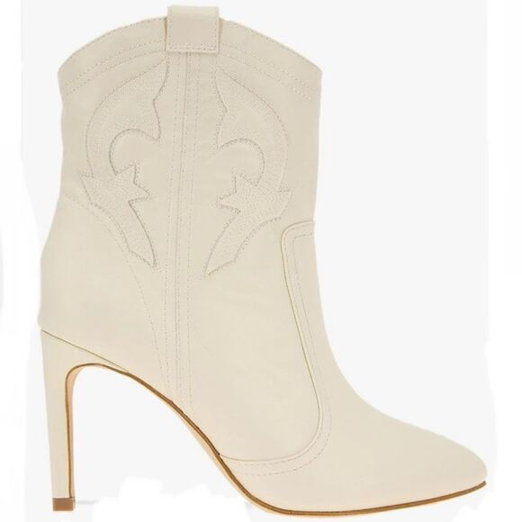 NWT BCBGENERATION 8 White/Ivory Sara Western Heeled Cowgirl Cowboy Ankle Booties - Picture 6 of 12